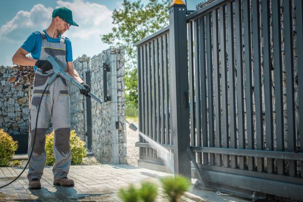 Best Fence Cleaning  in Redmond, WA